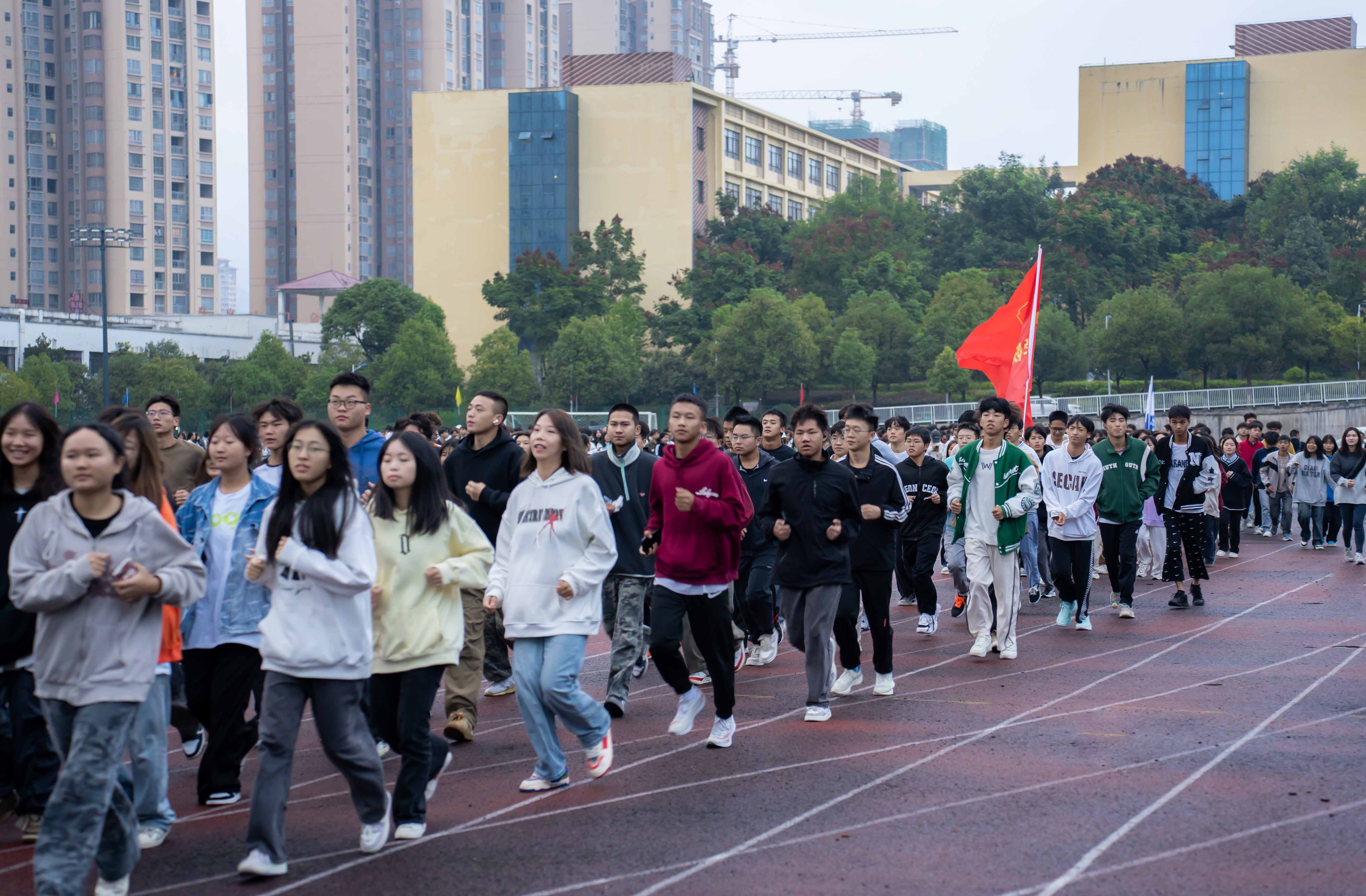 人人享受体育 健康拥抱未来|我校举行阳光体育运动启动仪式(图6)