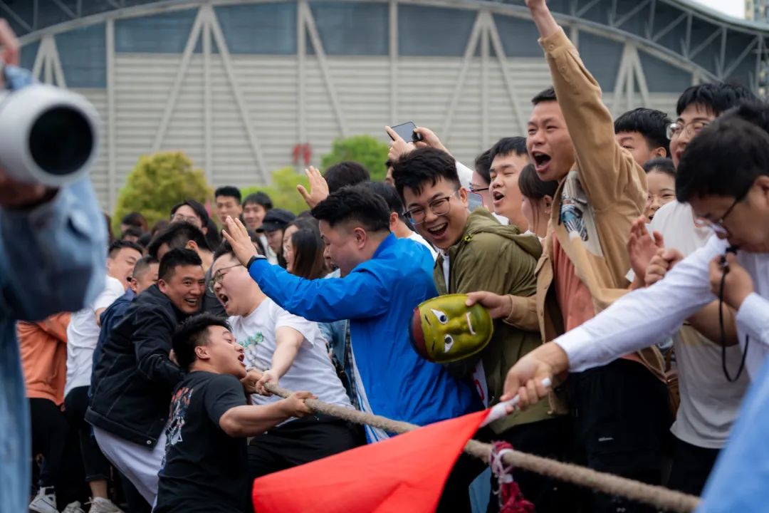 青春逢盛会 击鼓又催征丨华体会体育(中国)hth·官方网站第九届田径运动会开幕(图21)